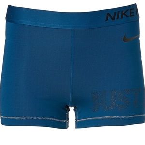 Nike Training Short-Final Sale
